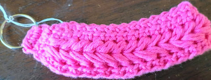 Crochet puff wristlet keychain