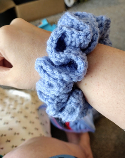 Crocheted hair scrunchie