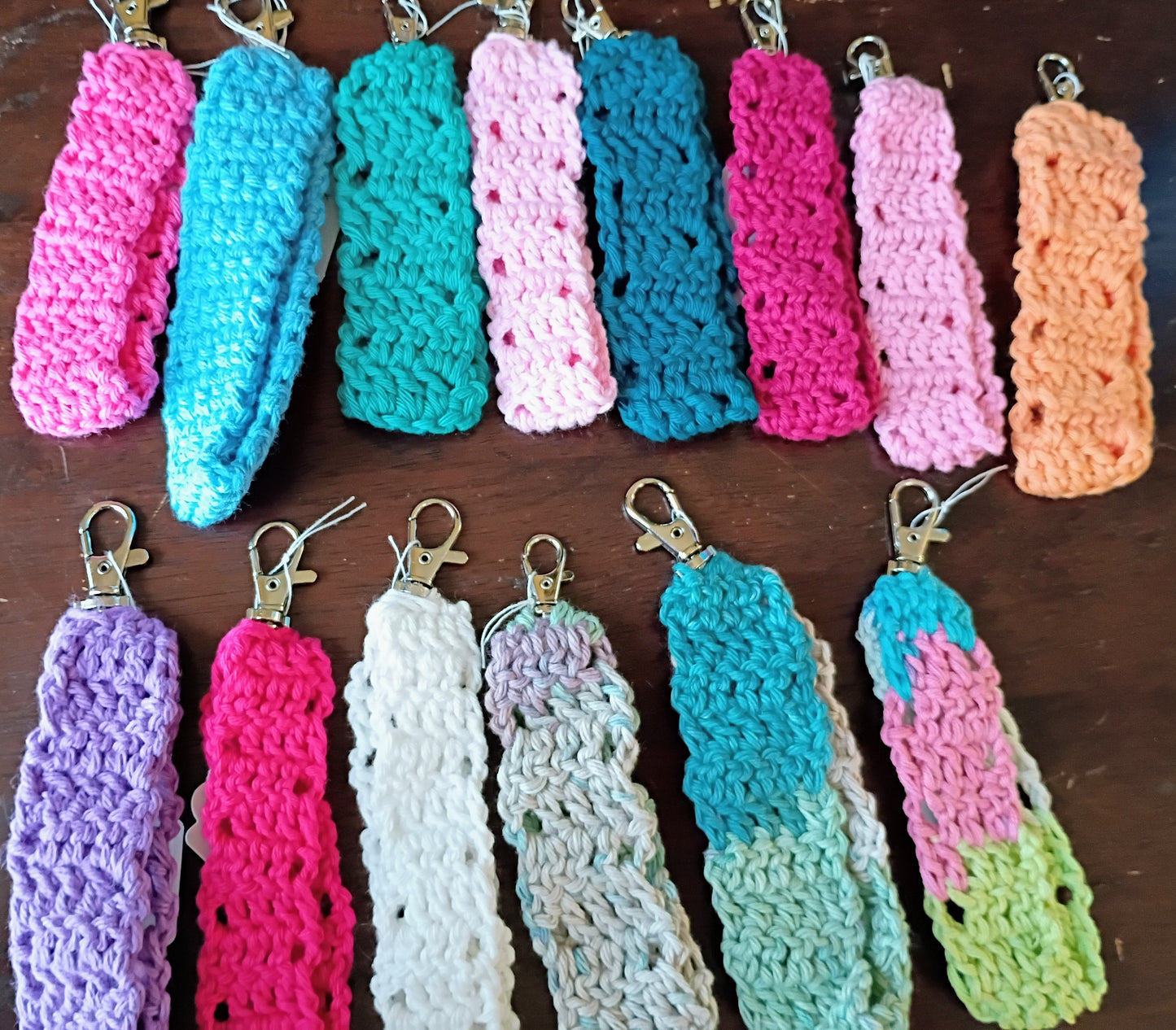 Ribbed wristlet keychain
