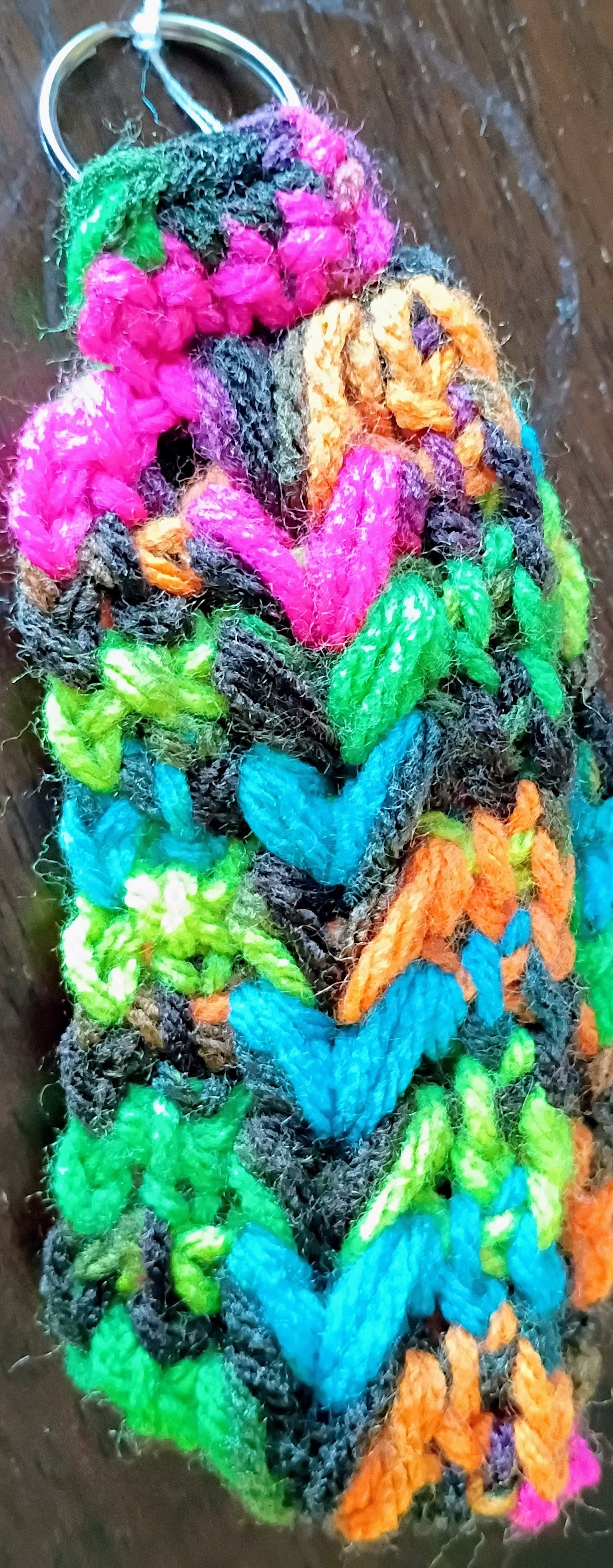 Crochet puff wristlet keychain